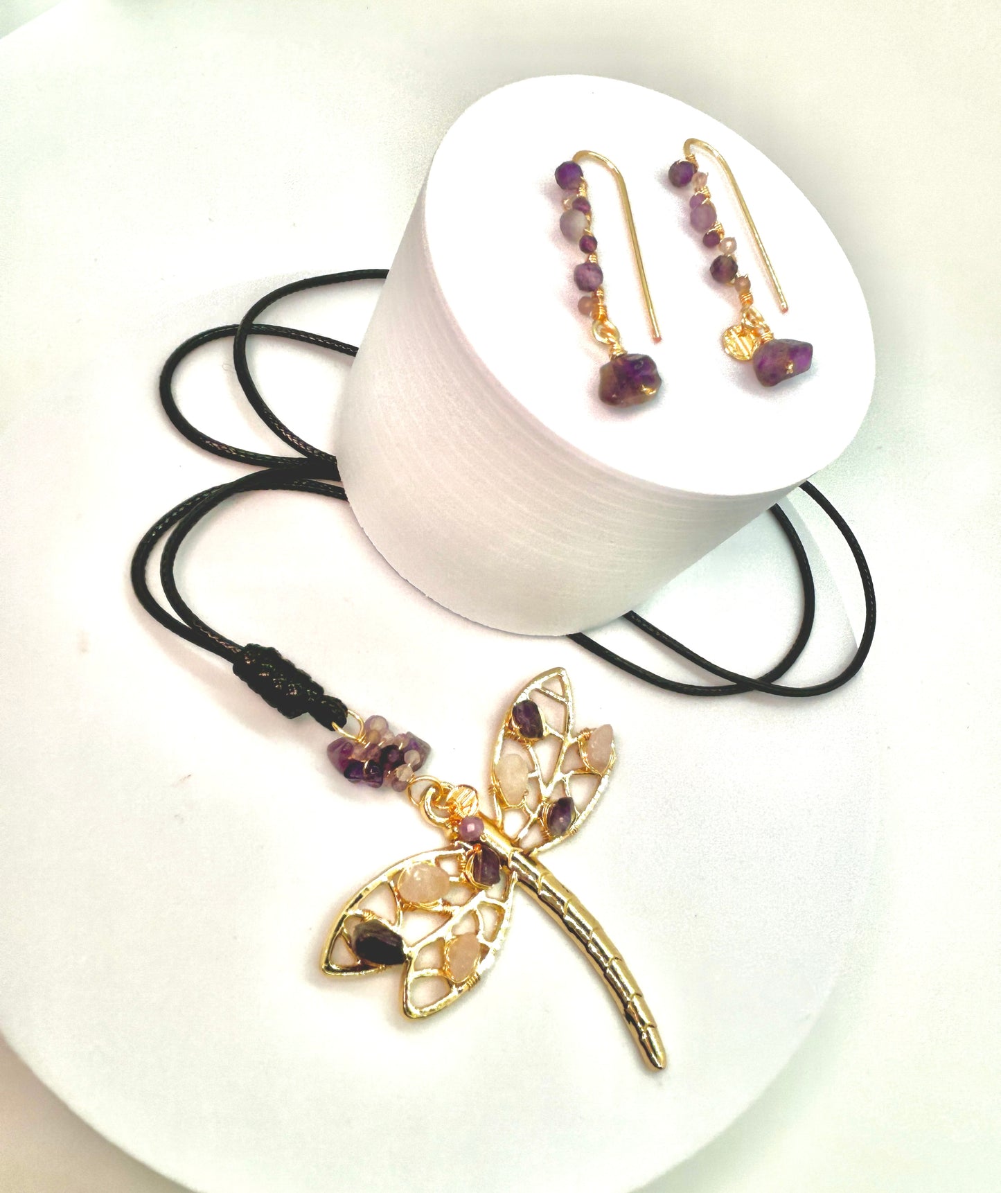 Lily Necklace