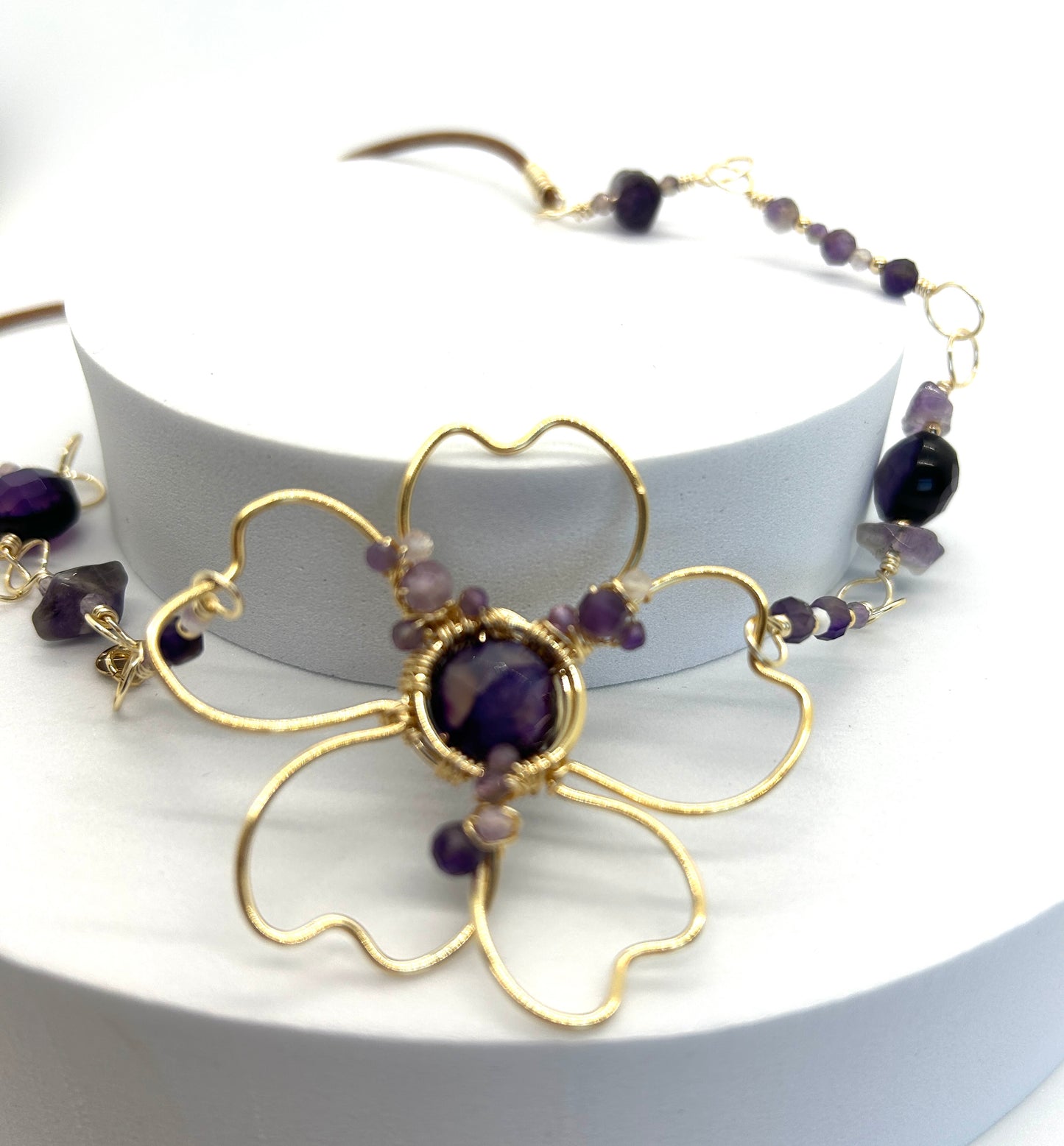 Amanda flower Necklace