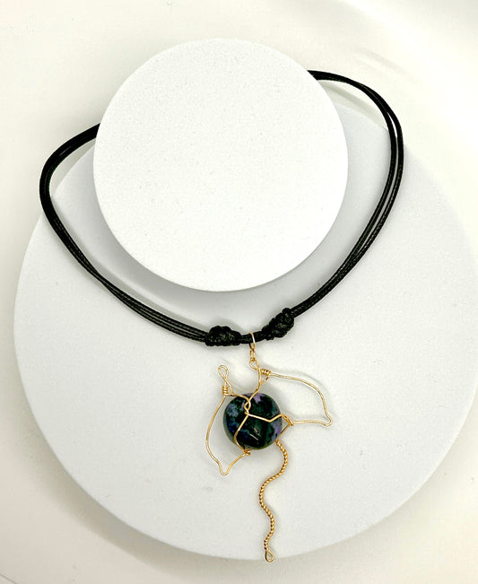 Stingray Fish (Lapislazuli) Necklace